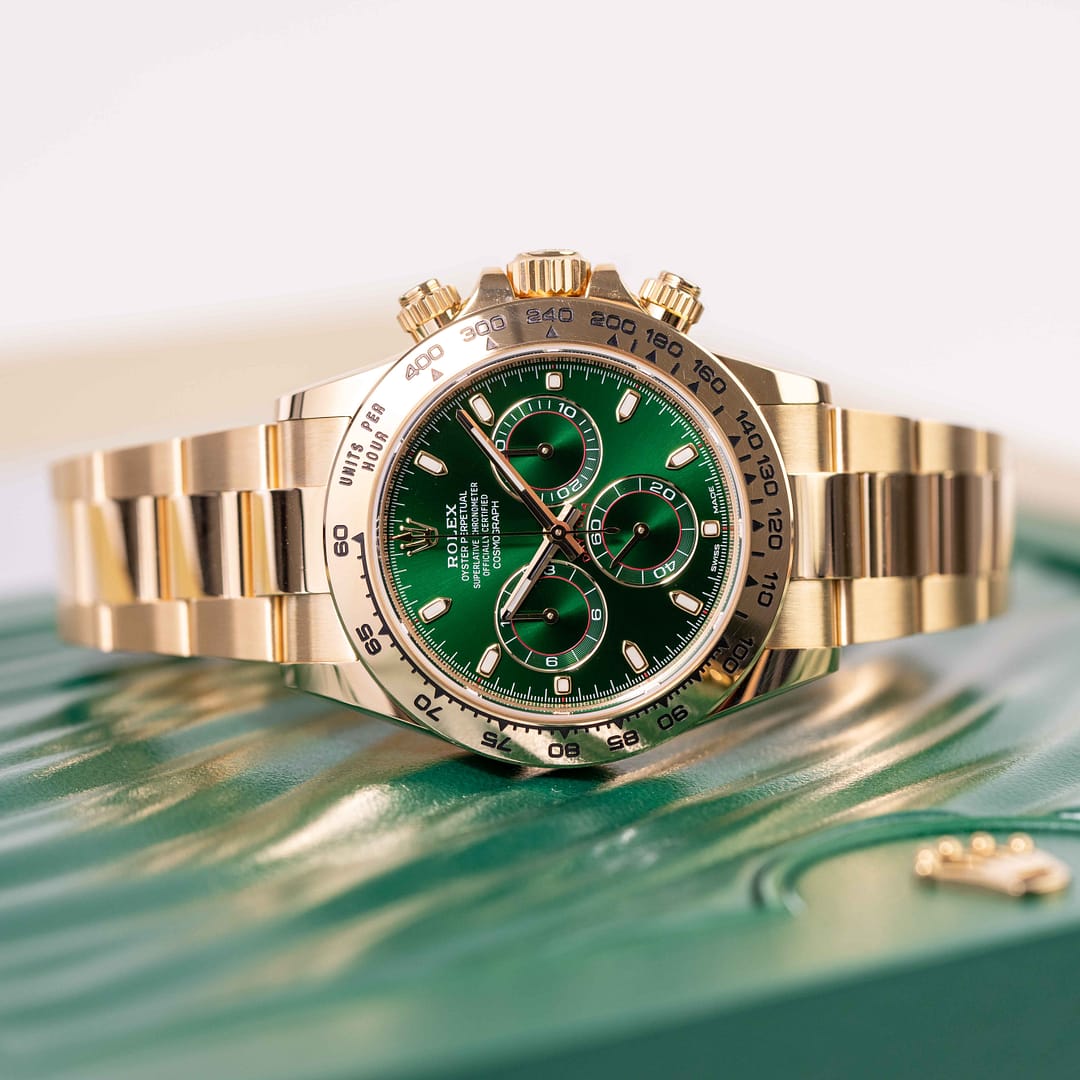 Rolex yellow gold daytona green clearance dial