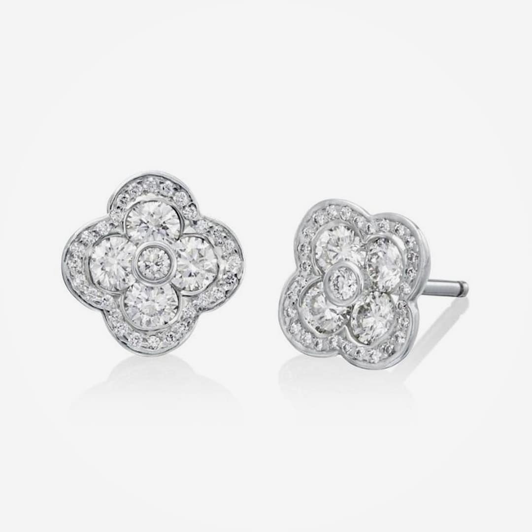 1.40 Carat Gumuchian Fleur Stud Earrings with Diamonds (Platinum), image size:1080x1080