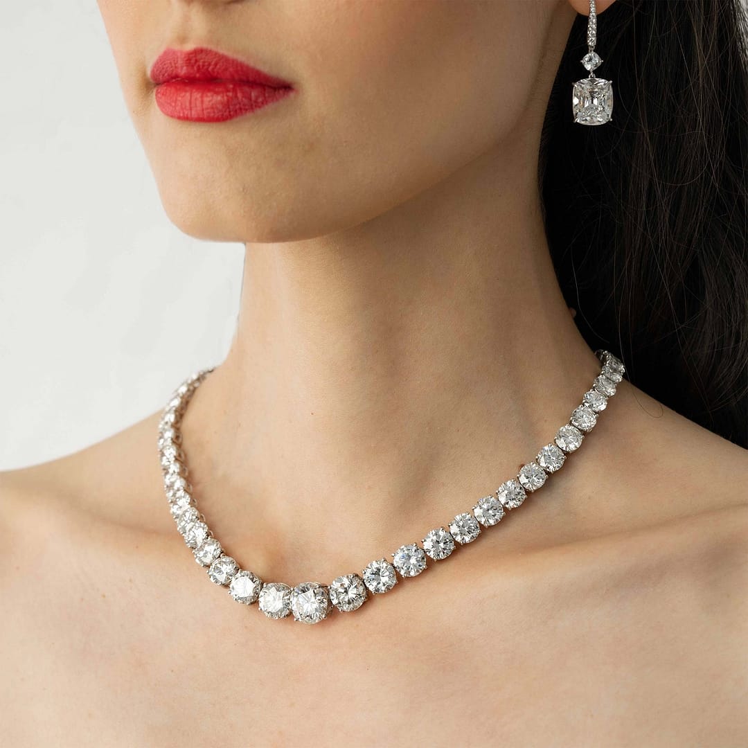 【HYERES LOR】Pebble H Volume Necklace (White) 이에르로르 HYÈRES LOR (@hyeres_lor_official) • Instagram