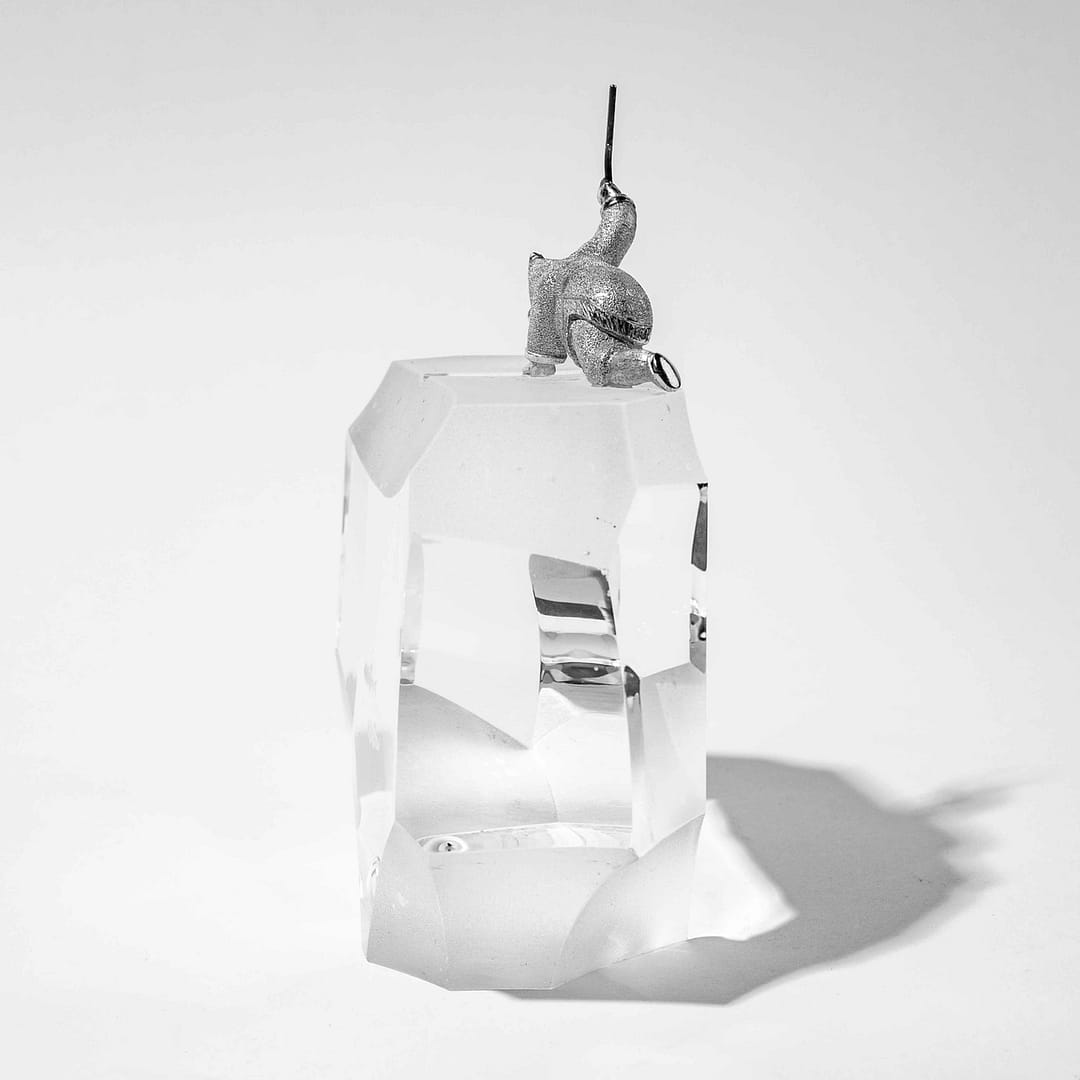 スチューベン　STEUBEN 北極の漁師　FISHERMAN クリスタル　置物 Vintage Steuben Crystal Arctic Fisherman Sculpture (American