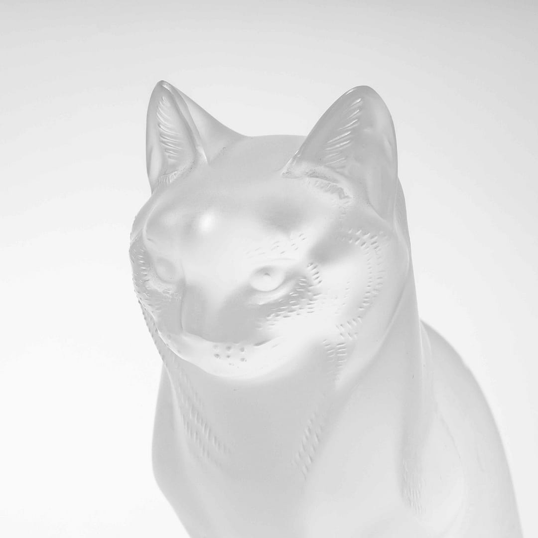 LALIQUE 猫のクリスタル彫刻 Lot - LALIQUE CAT IN ORIGINAL BOX