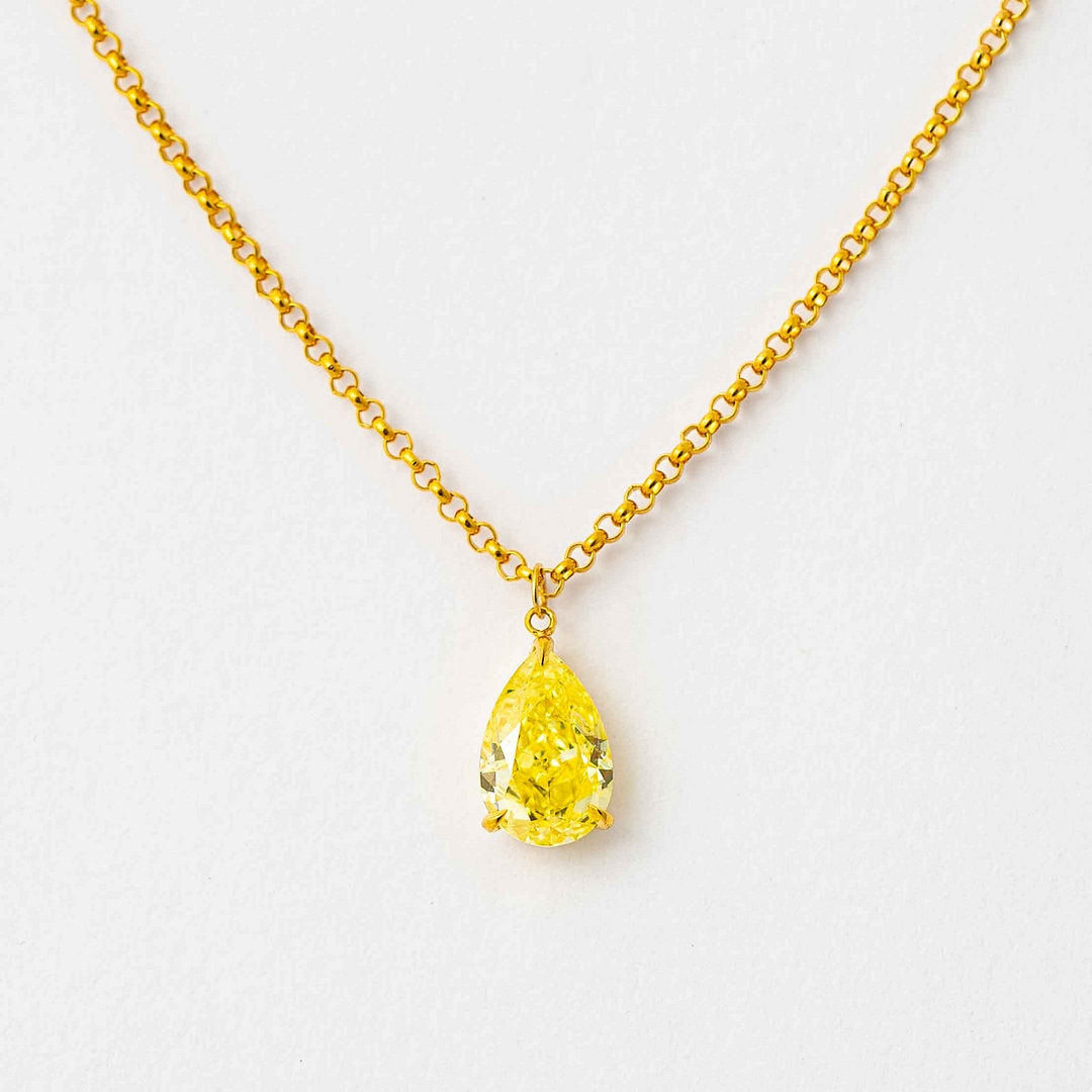 1.03 carat Pear Shape Yellow Diamond Pendant (Yellow Gold