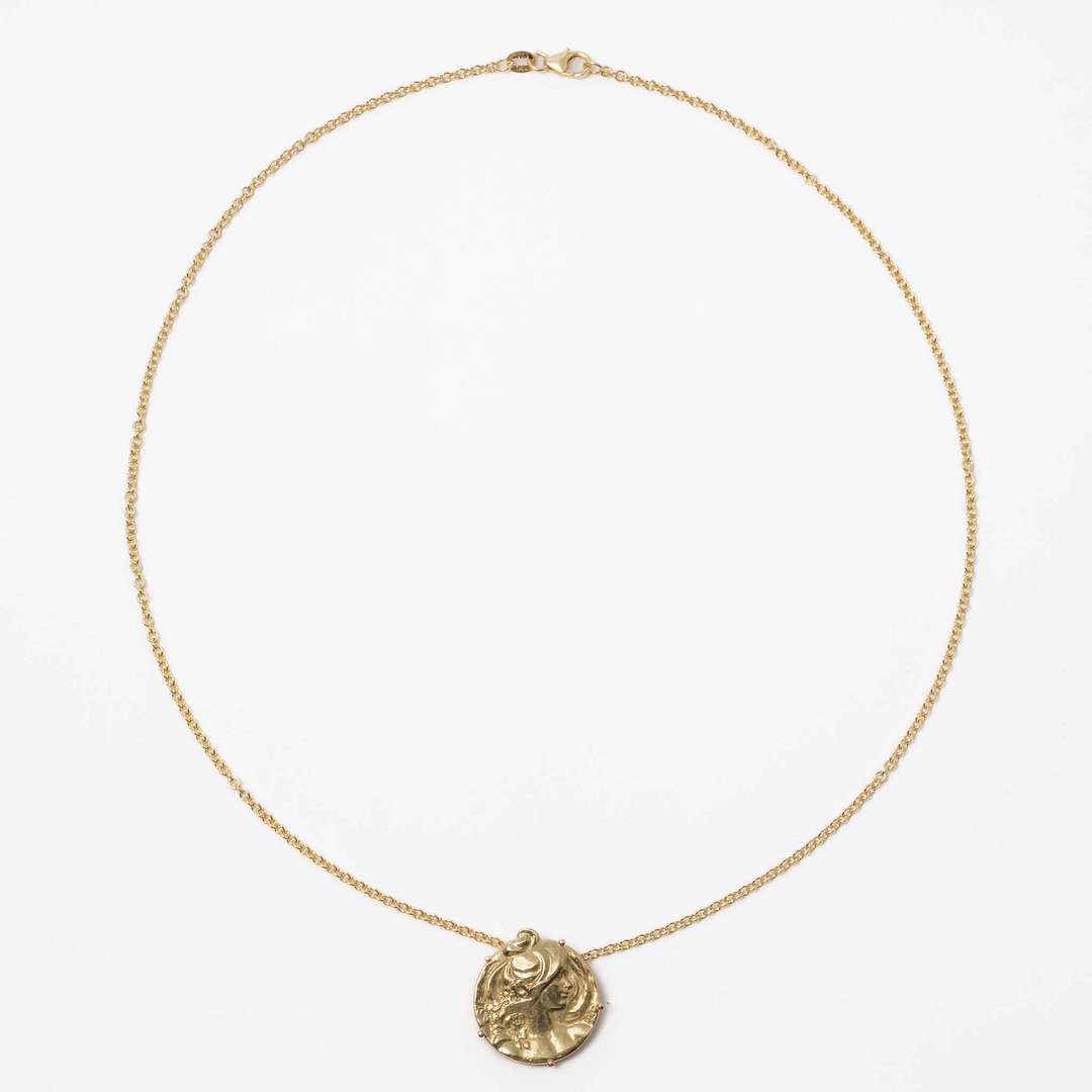 French Art Nouveau Aphrodite Pendant Necklace (Yellow Gold