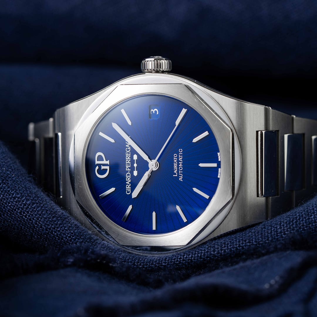 Preowned Girard Perregaux Laureato Blue Eternity (188 pces