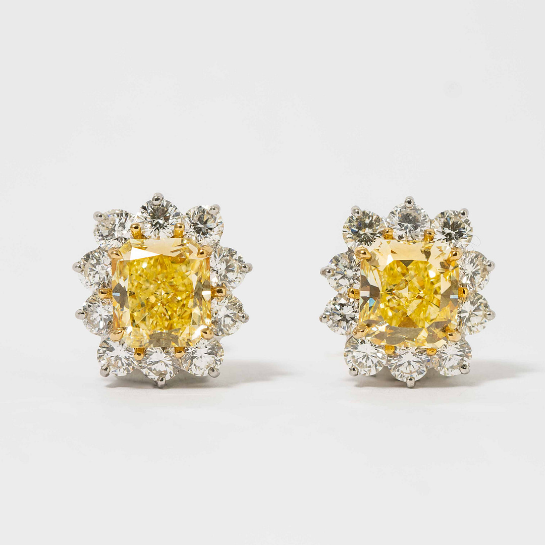 carat Fancy Yellow Radiant Cut Canary Diamond Cluster