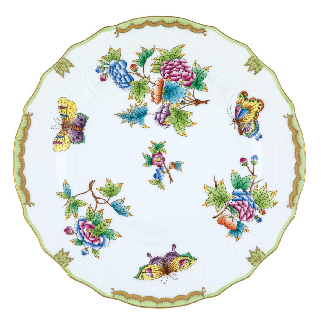 ヌヌ様　アスティエ　Victoria plate Queen Victoria Green Dinner Plate — Shreve, Crump & Low