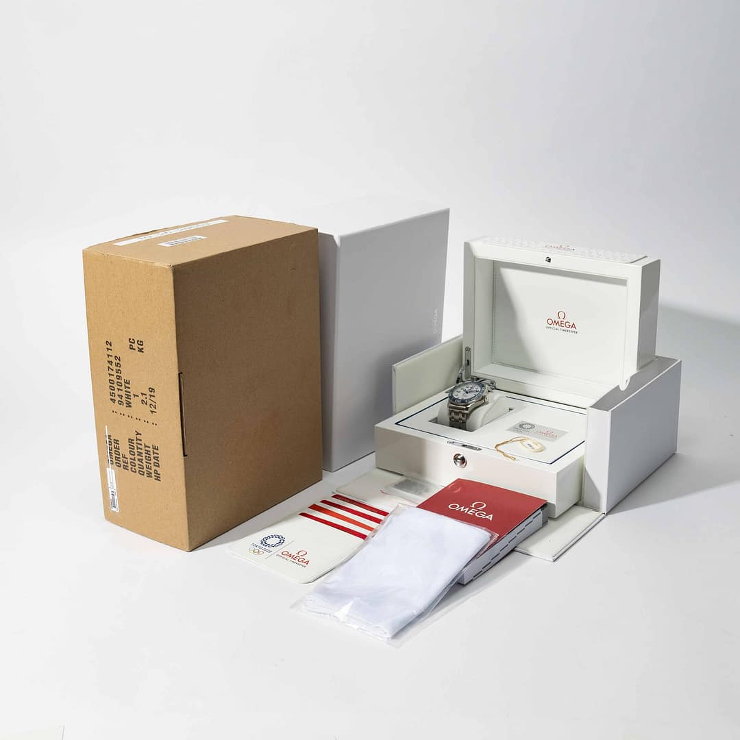 Preowned Omega Seamaster Diver 300M Co-Axial Master Chronometer