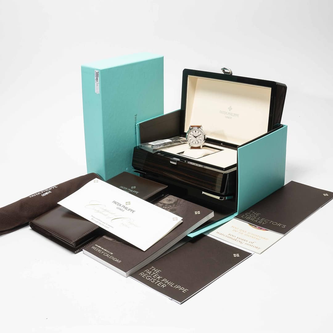 Patek Philippe Calatrava 5212A-001 Weekly Calendar 