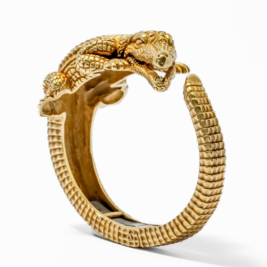 CHIEKO +  caviar bangle †  gold CHIEKO + caviar bangle † gold