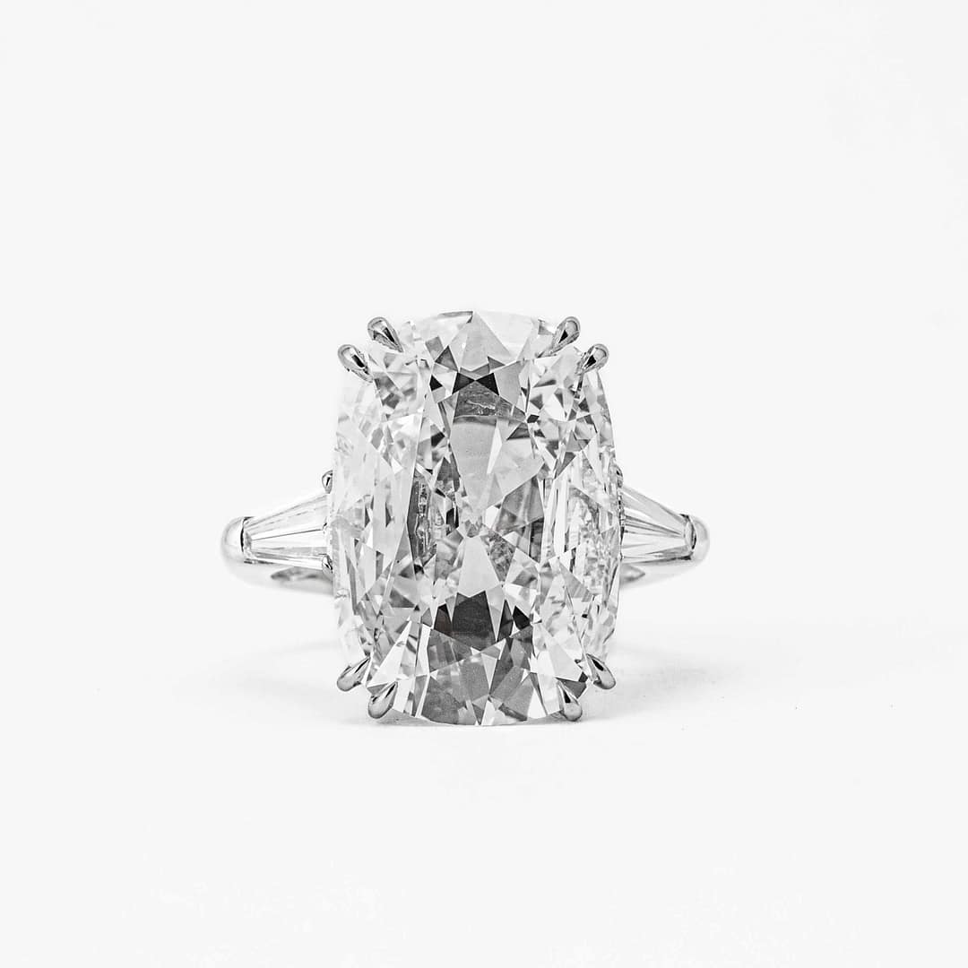 Carat D IF Type IIA Cushion Cut Diamond and Baguette Diamond