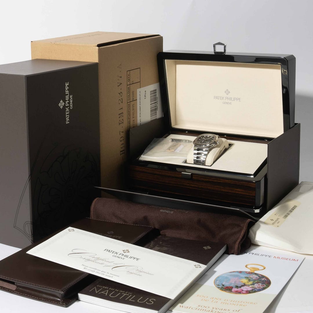 Patek Philippe 5712/1A-001 Nautilus Moonphase Stainless Steel 40mm