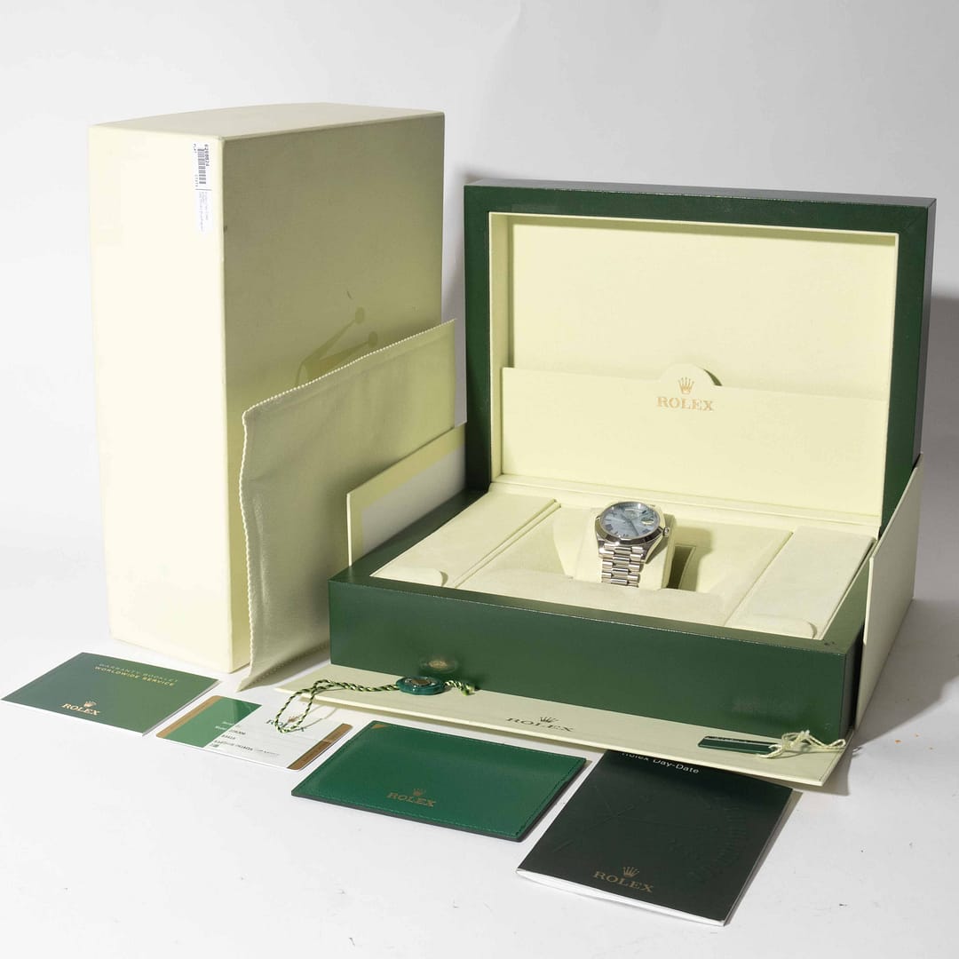 Rolex Day-Date 40 Ice-Blue Quadrant Motif Dial Platinum 40mm