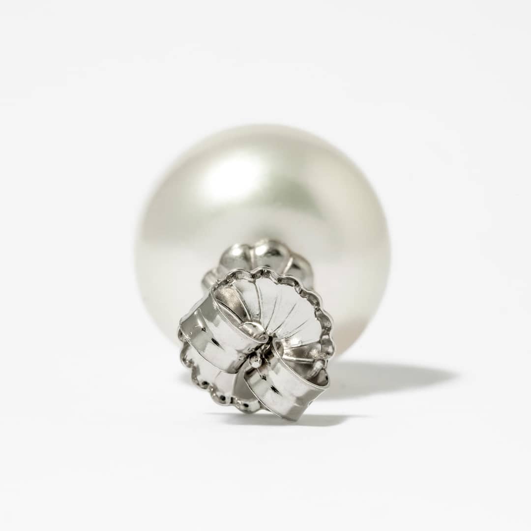 ピアス Monday Edition _ Teardrop Pearl Unbalanced Earrings - Silver 925 Sterling Silver Pearl Leverback Earrings @ $125. Shop