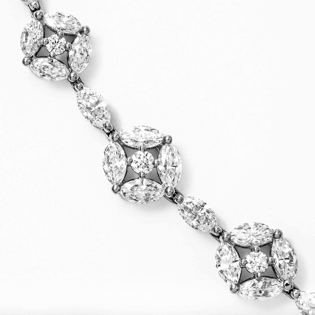 Tiffany & Co. 28.01 Carat Sapphire and Diamond 