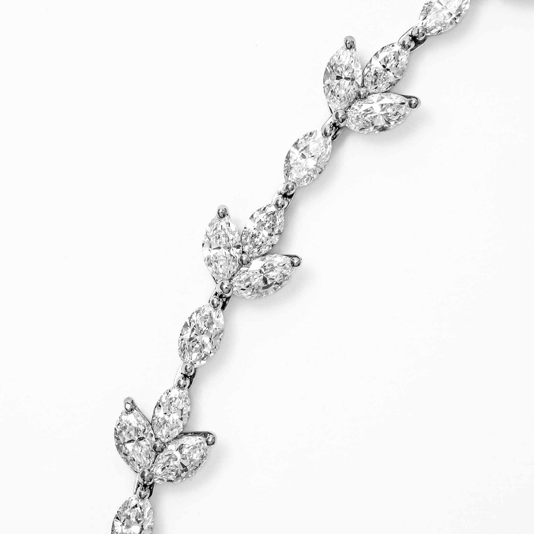 Tiffany & Co. 28.01 Carat Sapphire and Diamond 