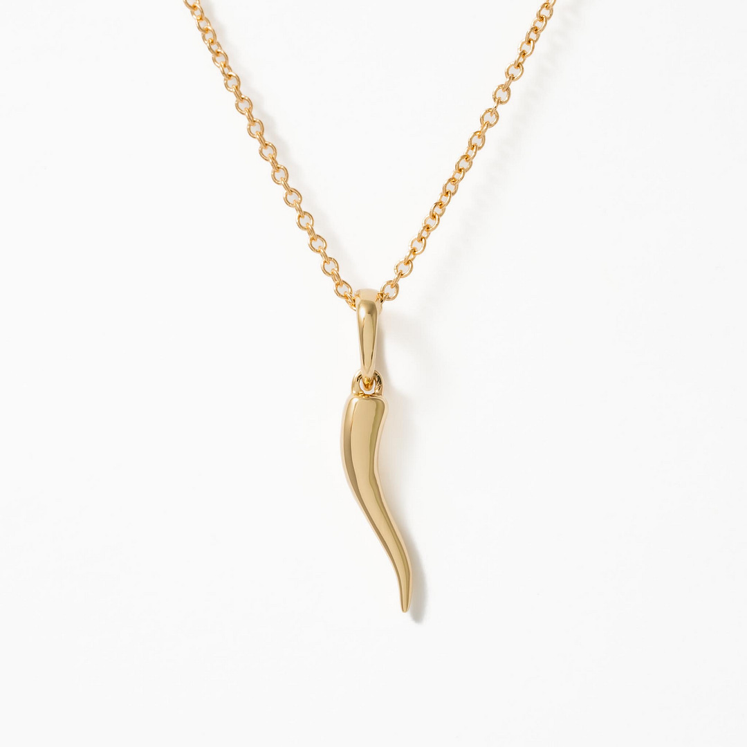 14 Karat Italian Horn 16-18