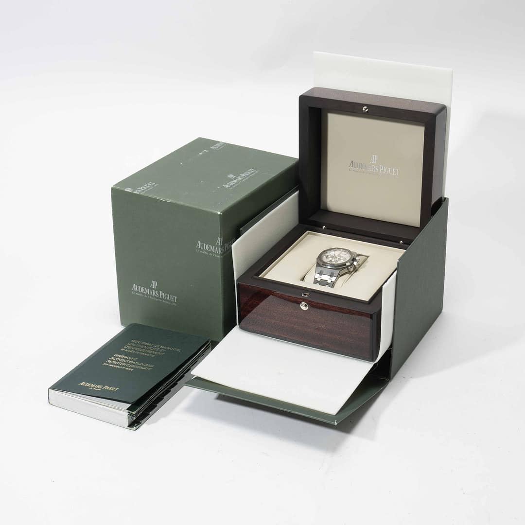 Audemars Piguet Royal Oak Chronograph Silver Dial Stainless Steel