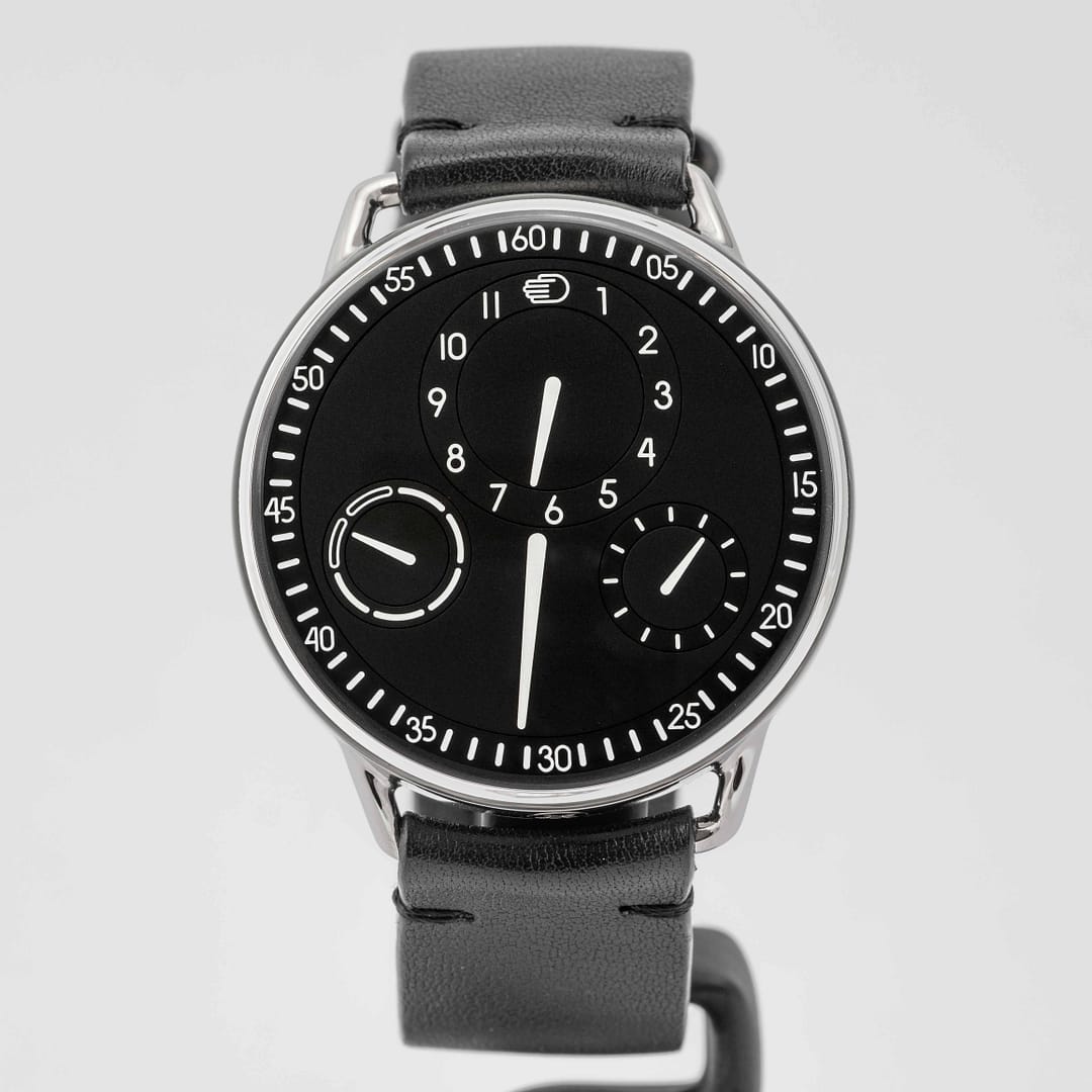 ⭐︎reesa⭐︎ Ressence Type 1 Round Black Dial Titanium 42.7mm — Shreve, Crump & Low