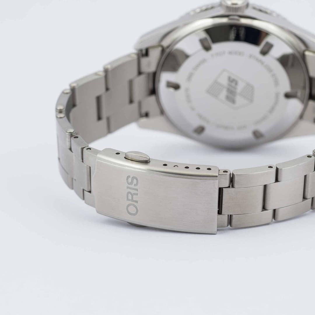 Oris Divers Sixty-Five Date Green Dial Stainless Steel 40mm (01