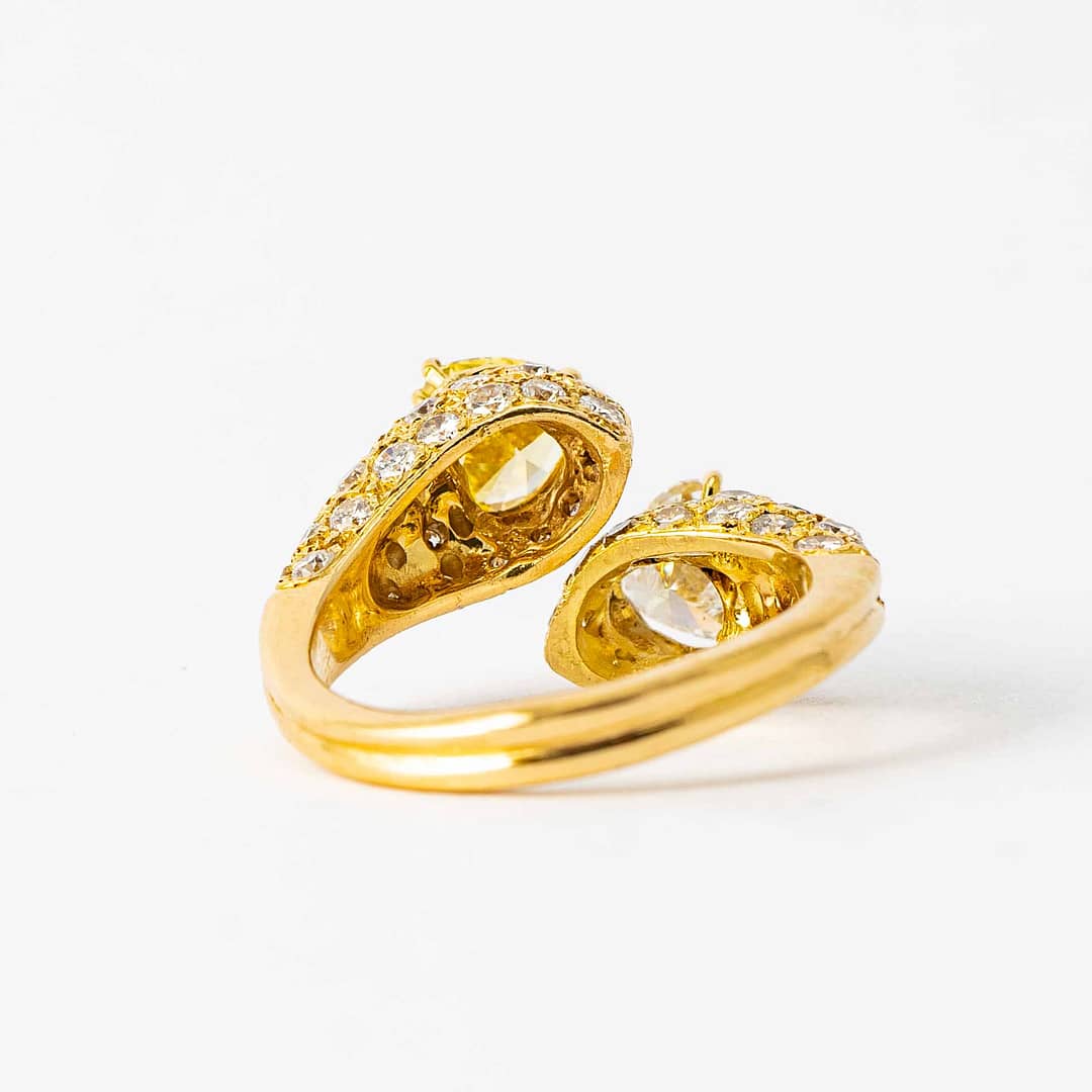 Mixed Cuff Ring in Yellow Gold with Oval And Trillion Cut