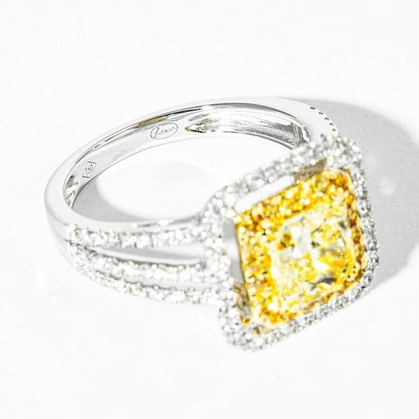 carat Fancy Yellow Cushion Cut Canary Diamond Ring (GIA