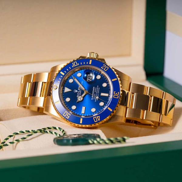 rolex submariner blue yellow gold