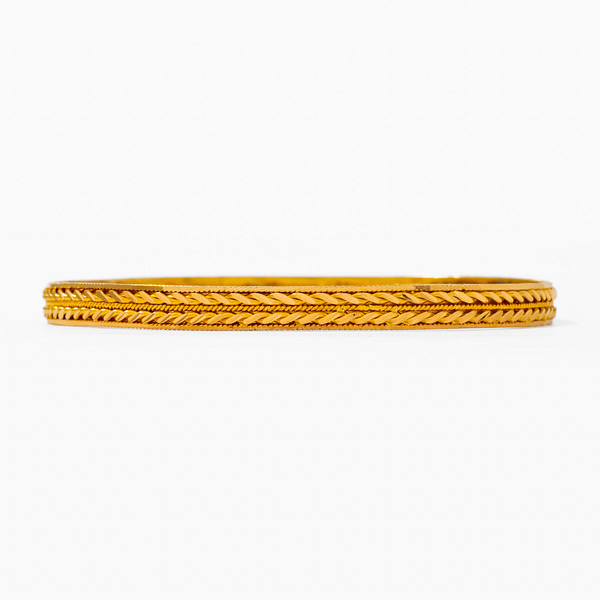 22 Karat Accented 5mm Bangle Bracelet (Yellow Gold) — Shreve