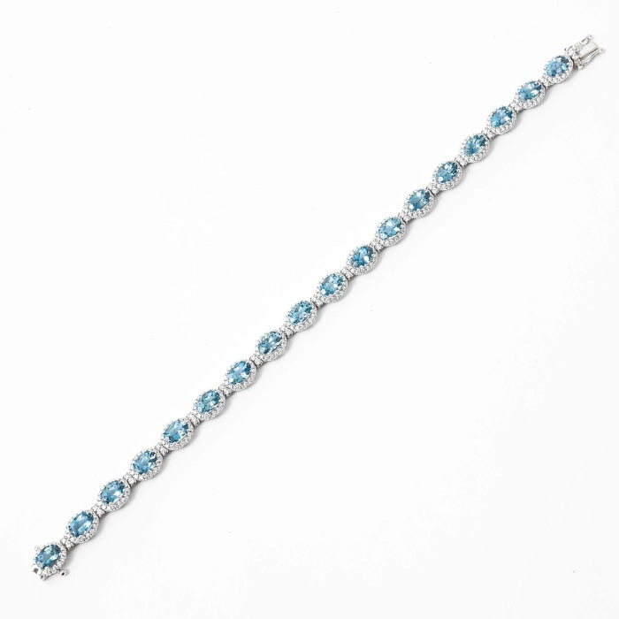 8.19 carats Oval Cut Aquamarine & Diamond Bracelet (White