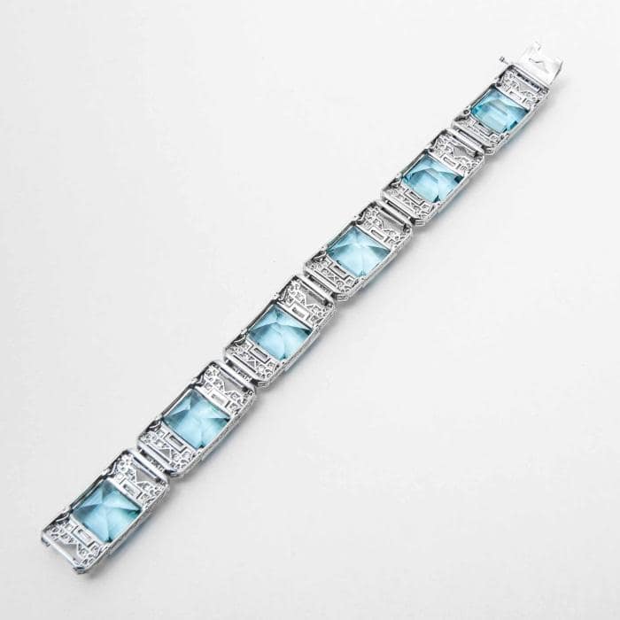 an-important-art-deco-80-carat-aquamarine-diamond-bracelet-vintage-50000-100000-cut-emerald-jewelry-bracelets-semi-precious-shreve-crump-low-420.jpg