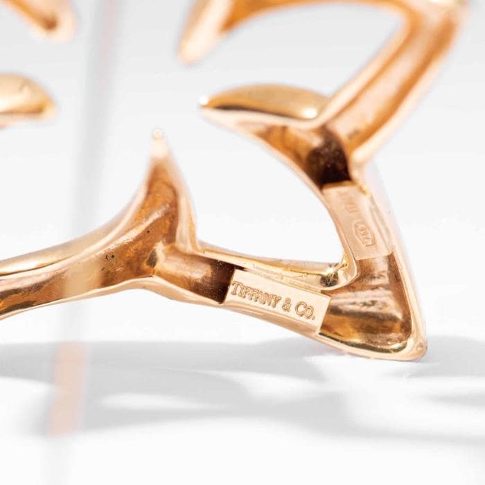 star-pin-yellow-gold-by-tiffany-co-vintage-2000-5000-brand-featured-jewelry-designers-shreve-crump-low-611.jpg