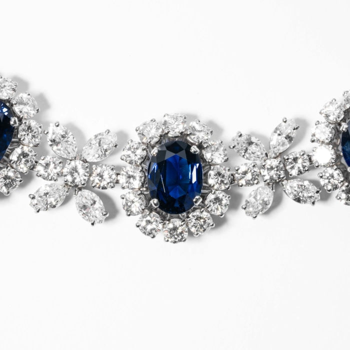 20 Carat Oval Blue Sapphire & Diamond Necklace (Platinum)