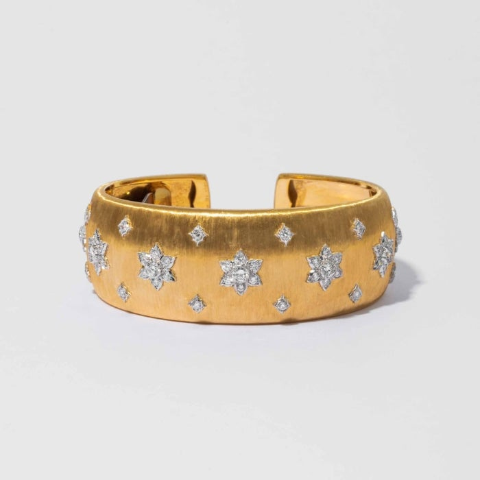 Buccellati Étoilée Eternelle 18-karat White And Yellow Gold Diamond Ring in  Metallic