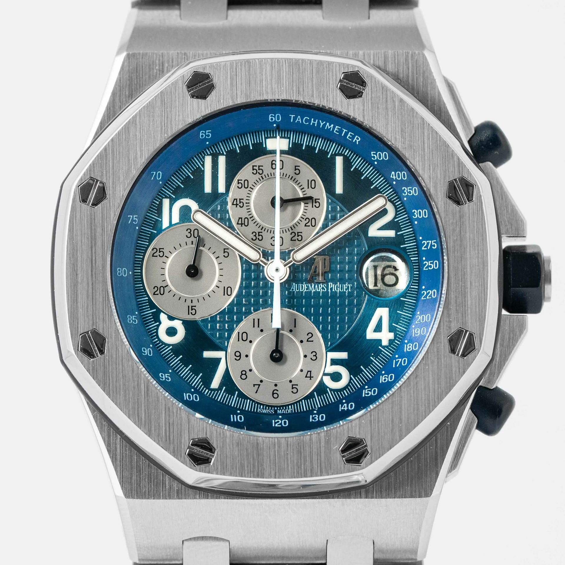 Audemars Piguet, ROYAL OAK OFFSHORE TITANIUM 42MM BLUE DIAL STRAP